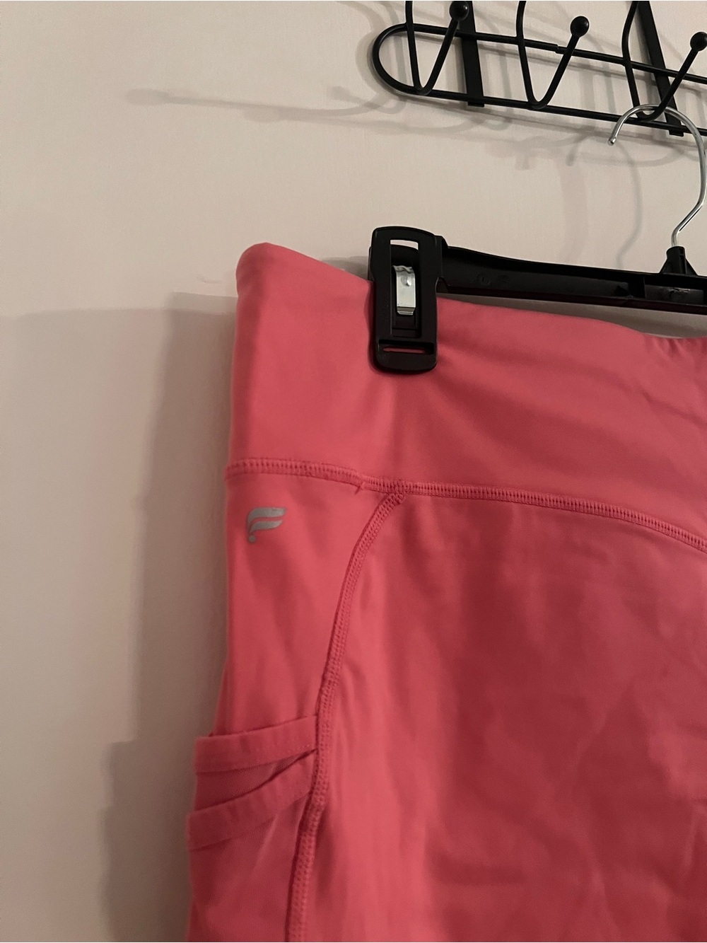 Fabletics Motion365 High-Waisted Pocket Capri Leggings Women’s Plus Pink Size 2X - Picture 3 of 4